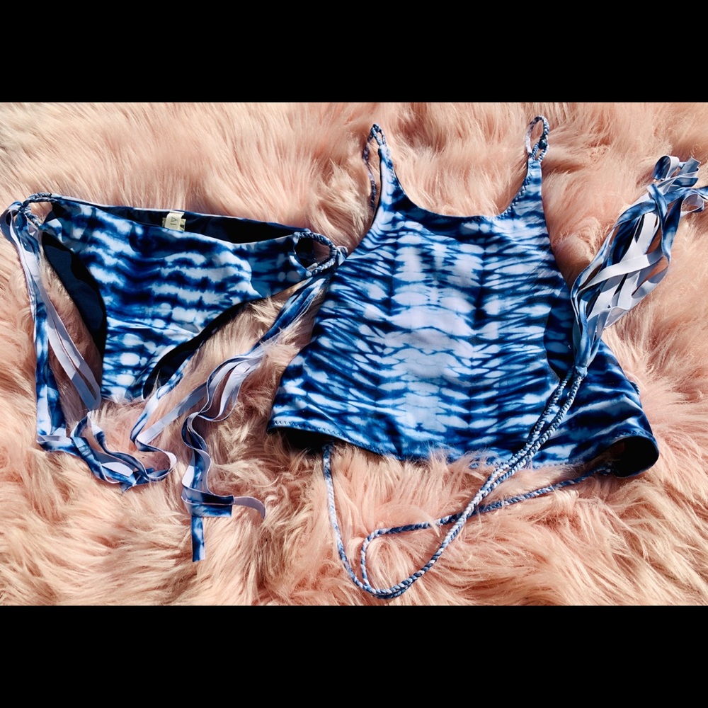 Blue&white Super fun💙two-tone two-piece swimsuit